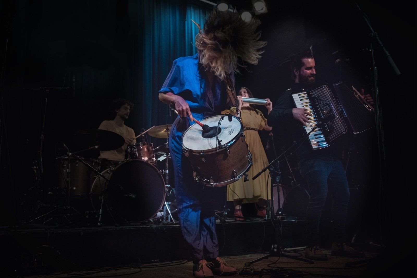 Maria and the Band performing live